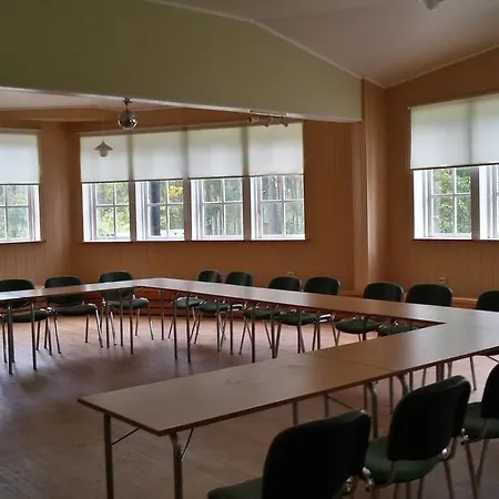 Hirvemae Puhkekeskus Värska