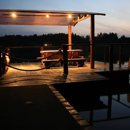 Parco vacanze Hirvemae Puhkekeskus *